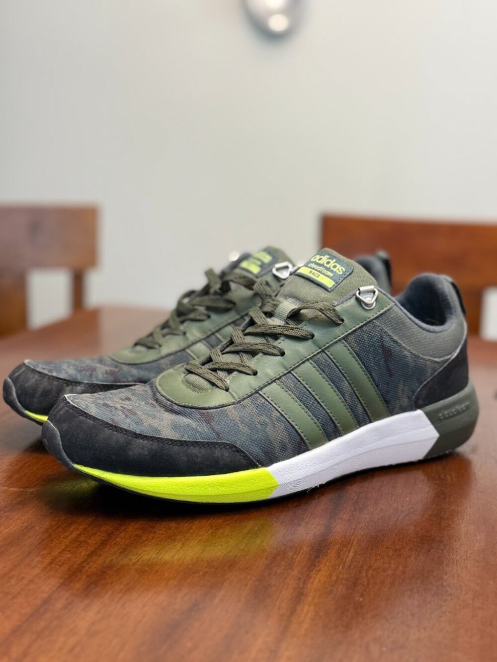 Adidas Cloudfoam Race Mens 11 Camo Green Neon Y2K Gorpcore Running Sneakers 4265
